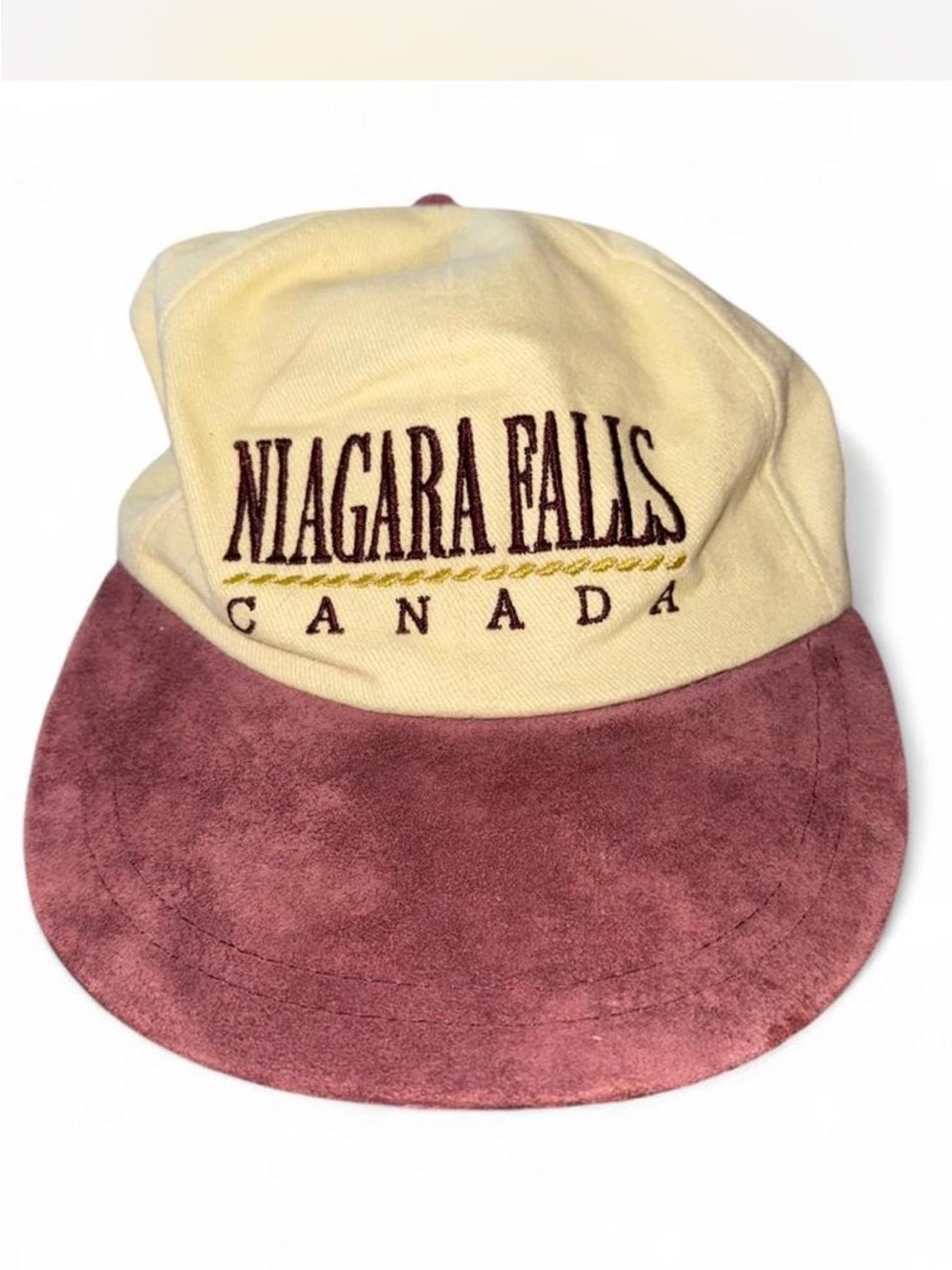Niagara Falls Canada Vintage Hat Suede velvet
Gold burgundy embroidery Gorpcore